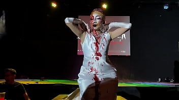 Reproducir La masacre iv - dolores la muertx - conoce a los pelos de punta