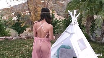 play A linda morena xxxayna marie dança e se masturba com vibrador na buceta raspada