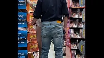 Play Crossdresser ijuin maki in a porno shop with other guests