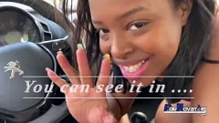 play La adolescente morena Dulce Paris se pone traviesa en el coche con Victor Bloom