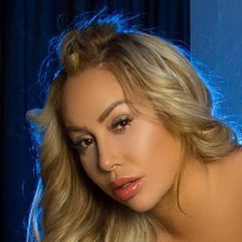 Gwiazda porno Uptown Jenny