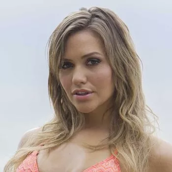 ポルノスター Mia Malkova