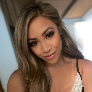 ポルノスター Samantha Lexi